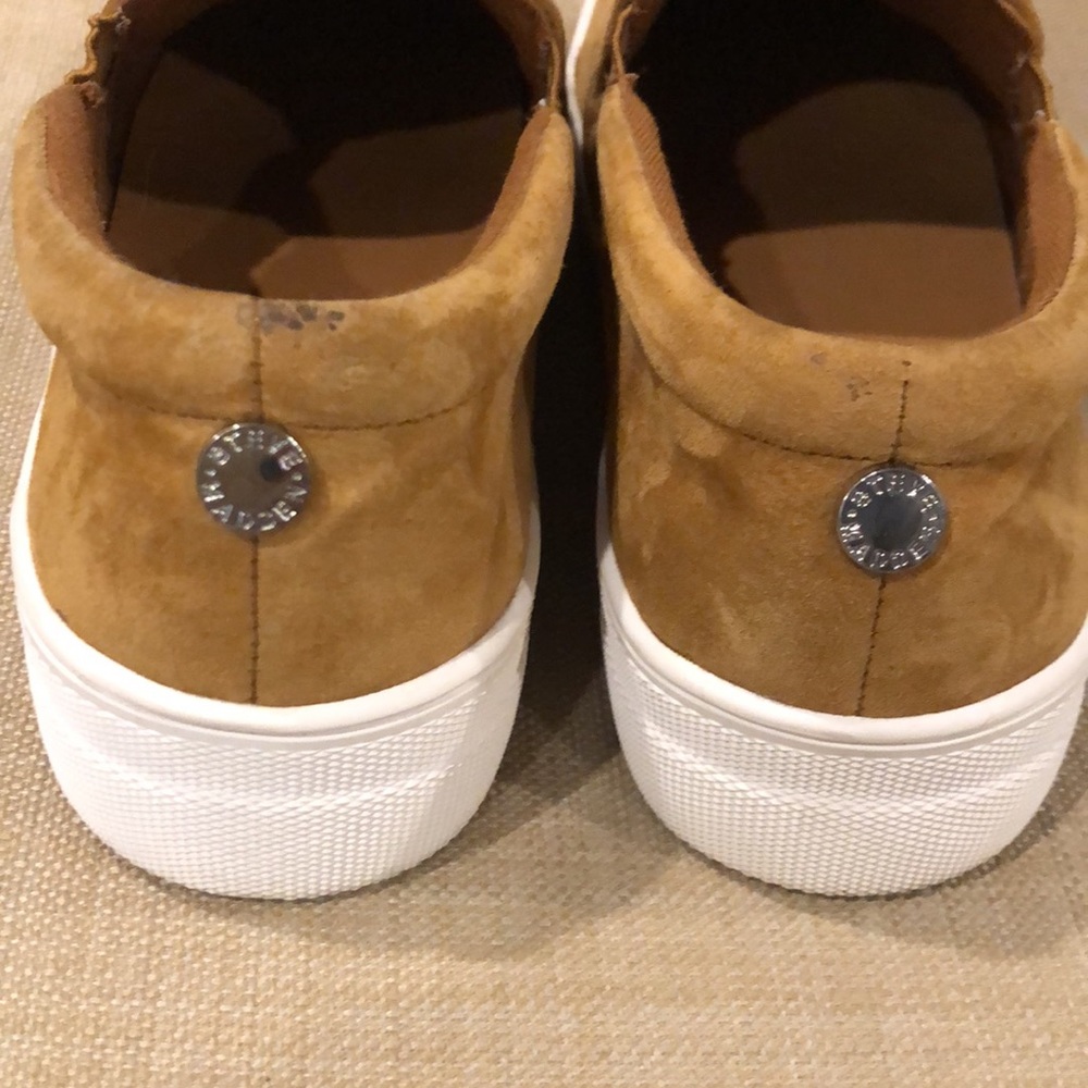 Steve Madden faux suede slip on sneakers - Picture 3 of 7